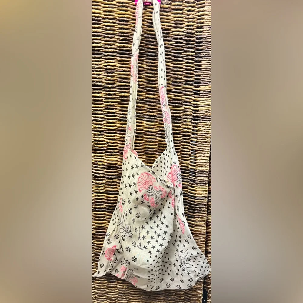 Free‎ People - Pink and Black Patterned Shoulder Bag- Thin Gauze type material